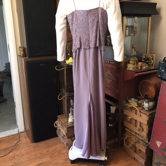 Elegance Montage Collection Mini Cheri Gown Size 12 Lavender - Picture 9 of 16